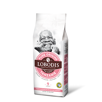 Mletá káva značky Lobodis z Tanzanie.